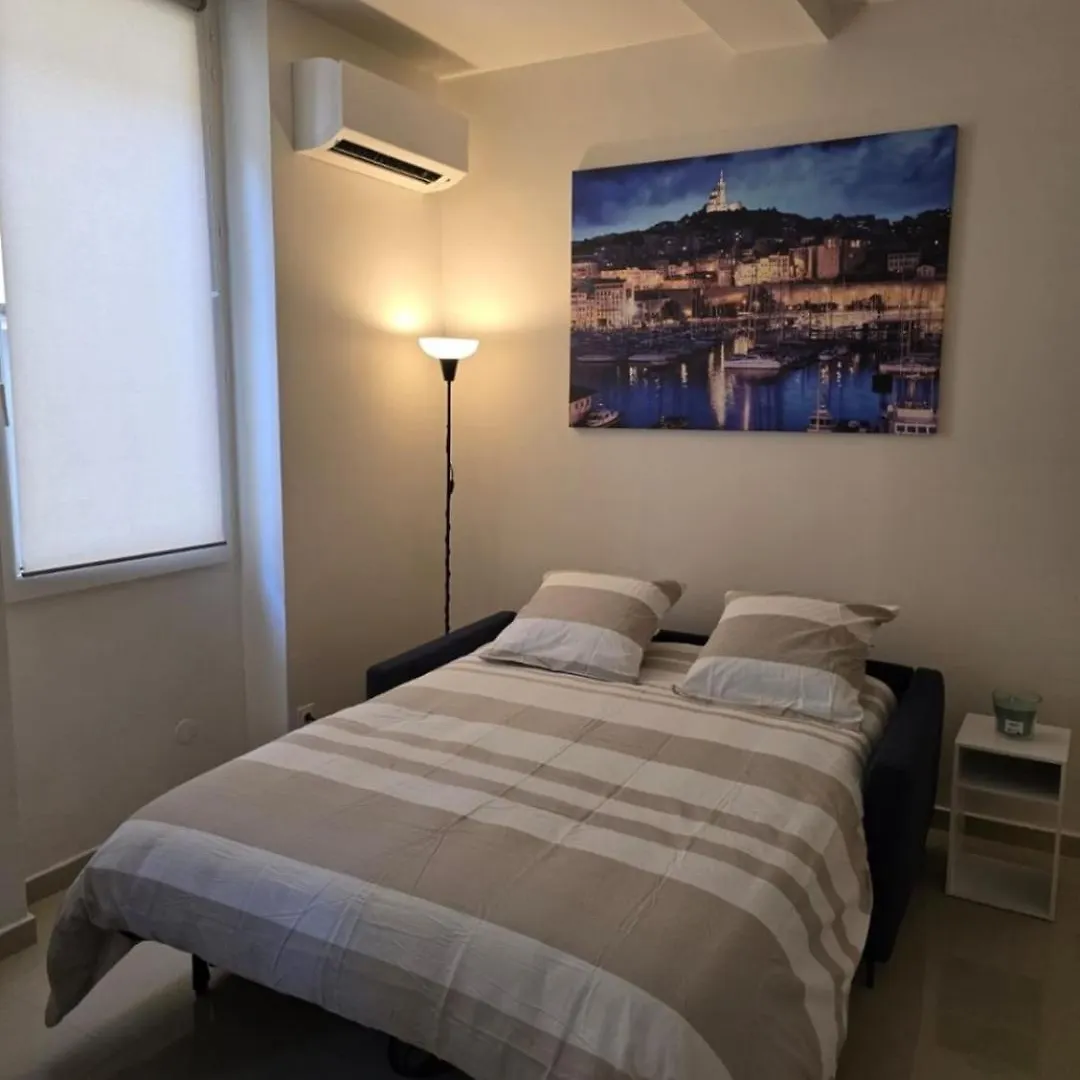 Apartment Studio Chic Moderne Marseille France